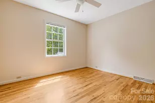 303 Hunter St, Burnsville, NC 28714 - Photo 15