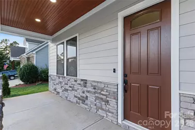 1207 39th Avenue NE, Hickory, NC 28601 - Photo 5