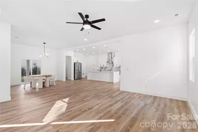 1207 39th Avenue NE, Hickory, NC 28601 - Photo 19