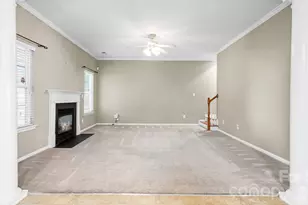 2429 Oakdale Creek Ln, Charlotte, NC 28216 - Photo 13
