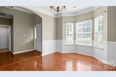 2429 Oakdale Creek Lane, Charlotte, NC 28216 - Photo 5