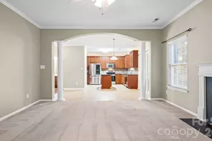 2429 Oakdale Creek Ln, Charlotte, NC 28216 - Photo 11