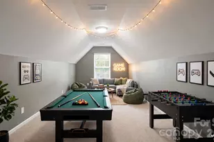 2429 Oakdale Creek Ln, Charlotte, NC 28216 - Photo 29