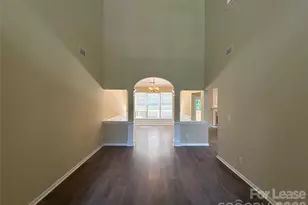 3100 Arklow Rd, Charlotte, NC 28269 - Photo 5