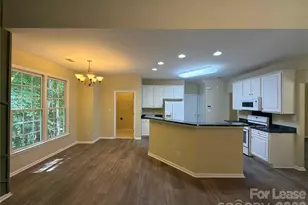 3100 Arklow Rd, Charlotte, NC 28269 - Photo 9