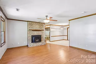 11530 Waterflower Ln, Charlotte, NC 28262 - Photo 7