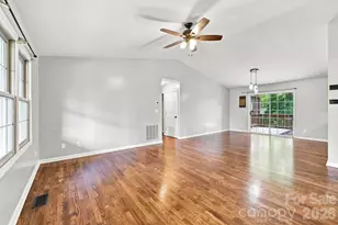 16 Westwood Dr, Candler, NC 28715 - Photo 11