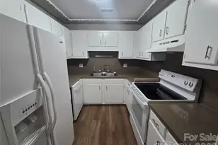 247 Country Club Dr NE, Concord, NC 28025 - Photo 3