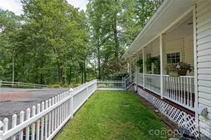1043 Berea Church Rd, Hendersonville, NC 28739 - Photo 33