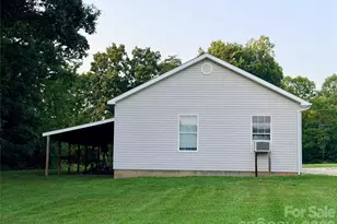 1910 Carl Fox Rd, Taylorsville, NC 28681 - Photo 11
