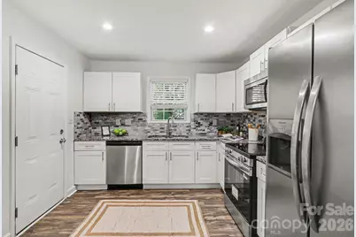 113 N Smallwood Place, Charlotte, NC 28216 - Photo 15