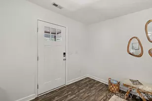 113 N Smallwood Pl, Charlotte, NC 28216 - Photo 19