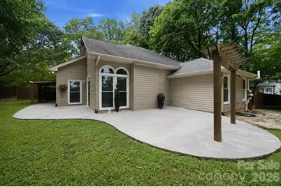 7134 Forest Hills Drive, Denver, NC 28037 - Photo 15