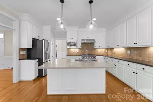 2134 Glade Hill Rd, Charlotte, NC 28270 - Photo 9