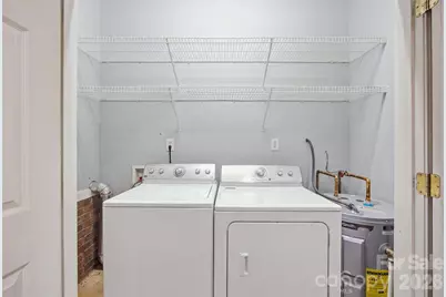 211 Peachtree Street, Belmont, NC 28012 - Photo 17