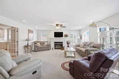 211 Peachtree Street, Belmont, NC 28012 - Photo 3