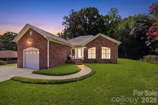 211 Peachtree St, Belmont, NC 28012 - Photo 1
