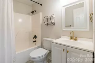 201 Polly Collins Ct, Fort Mill, SC 29715 - Photo 21