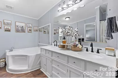 122 Fallswood Court, Hendersonville, NC 28739 - Photo 19