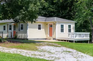 713 Wilmont St SW, Lenoir, NC 28645 - Photo 1