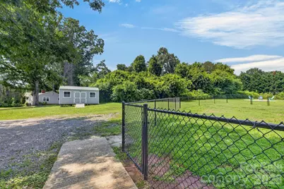 713 Wilmont Street SW, Lenoir, NC 28645 - Photo 37