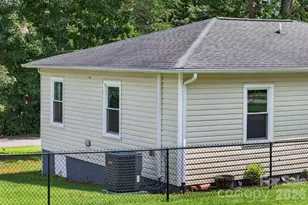 713 Wilmont St SW, Lenoir, NC 28645 - Photo 9
