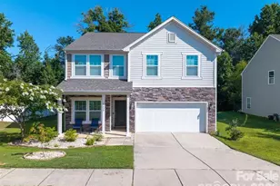 2628 Courtland Dr, Clover, SC 29710 - Photo 3
