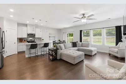 9423 Festival Way, Charlotte, NC 28215 - Photo 9