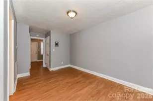 108 Sylvania Ave, Charlotte, NC 28206 - Photo 9