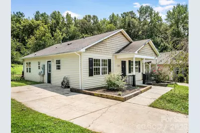 118 Leonard Street #25, Mooresville, NC 28115 - Photo 3