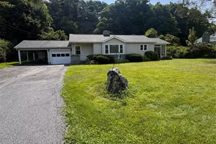 189 Old Nc 181 Hwy, Newland, NC 28657 - Photo 5