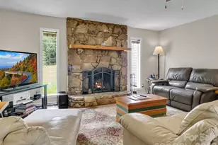 693 Monte Vista Rd, Candler, NC 28715 - Photo 7