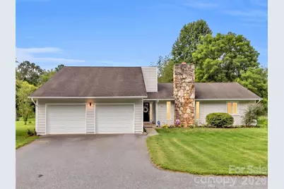 693 Monte Vista Road, Candler, NC 28715 - Photo 3