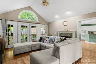 306 Golden Hawk Trail, Asheville, NC 28805 - Photo 7