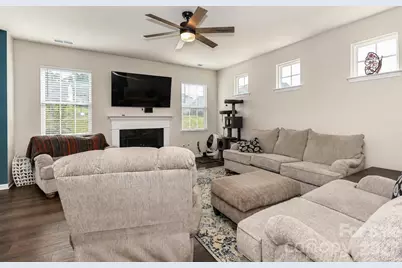 333 Kennerly Center Drive, Mooresville, NC 28115 - Photo 9