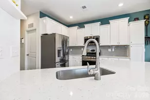 333 Kennerly Center Dr, Mooresville, NC 28115 - Photo 17