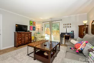 4743 Hedgemore Dr, Charlotte, NC 28209 - Photo 5