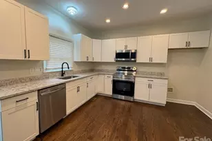 3119 Castlemaine Dr, Charlotte, NC 28269 - Photo 15