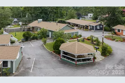 1510 Greenville Highway, Hendersonville, NC 28792 - Photo 15