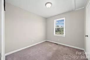 195 Moda Rd, Blacksburg, SC 29702 - Photo 11