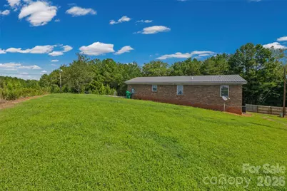 195 Moda Road, Blacksburg, SC 29702 - Photo 17