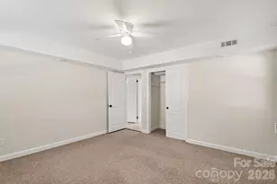3846 Barclay Downs Dr, Charlotte, NC 28209 - Photo 17