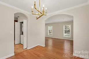 3846 Barclay Downs Dr, Charlotte, NC 28209 - Photo 9