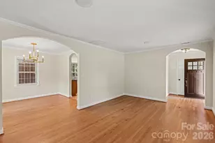 3846 Barclay Downs Dr, Charlotte, NC 28209 - Photo 5