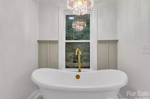 1551 Apple Creek Rd, Waynesville, NC 28786 - Photo 27