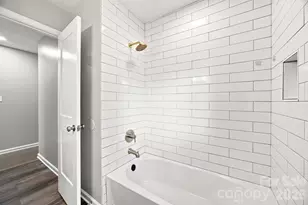 2700 Ravencroft Dr, Charlotte, NC 28208 - Photo 19
