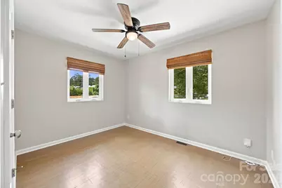 2700 Ravencroft Drive, Charlotte, NC 28208 - Photo 15