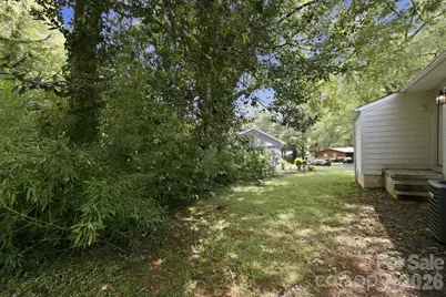 2700 Ravencroft Drive, Charlotte, NC 28208 - Photo 21