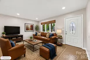 2700 Ravencroft Dr, Charlotte, NC 28208 - Photo 5