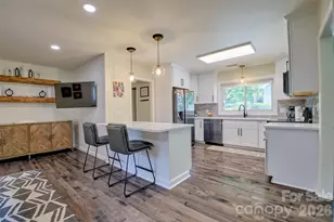 27 Apple Orchard Ln, Lake Wylie, SC 29710 - Photo 11